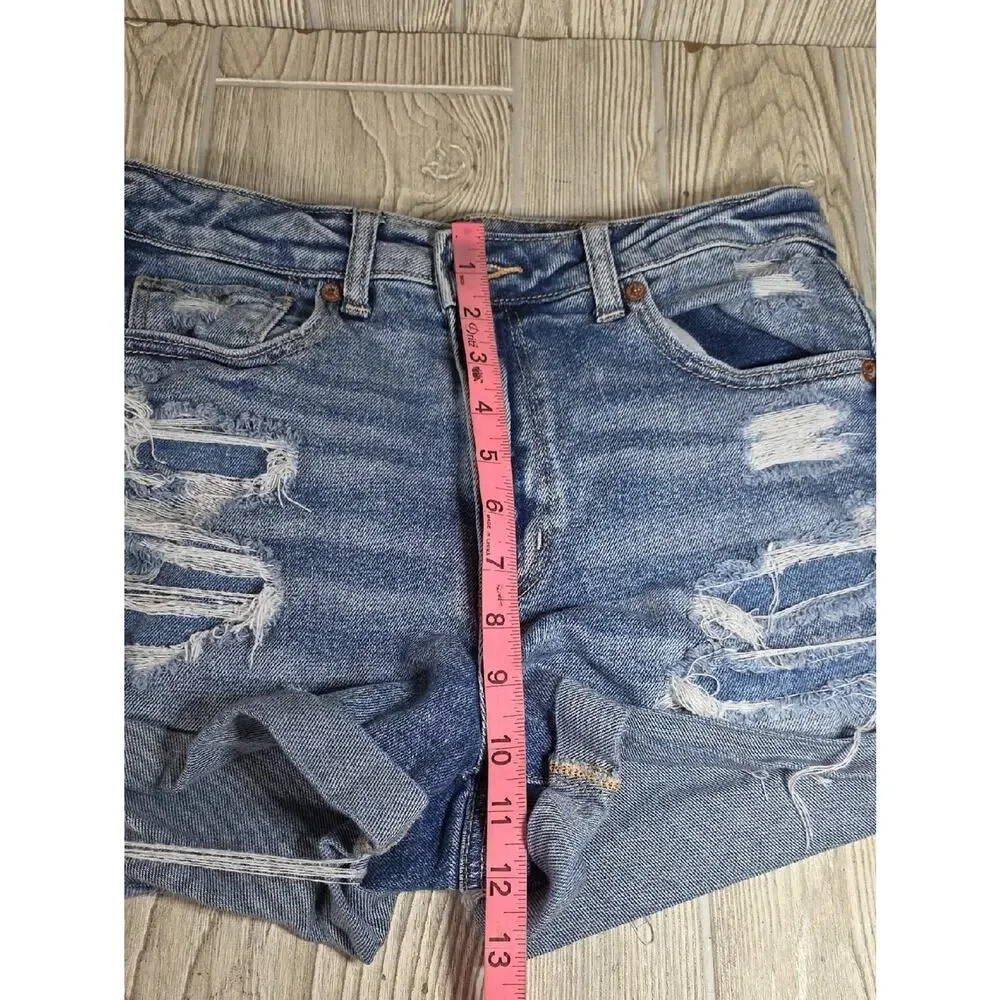 American Eagle Distressed Mom Short Jean Shorts Womens Size 6